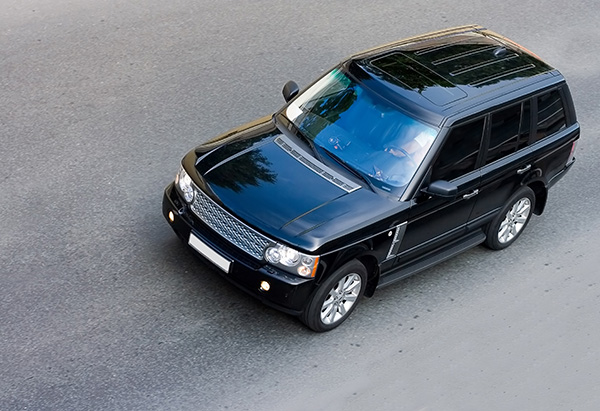 What’s the Difference Between a Range Rover, Defender, and Discovery?