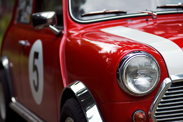 Mini Cooper Oil Consumption Between Changes: What’s Normal and What Needs a Fix